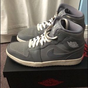 Jordan 1 Mid Cool Grey